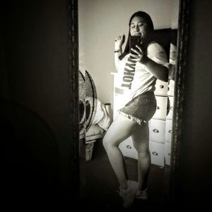 Meet your Posher, Marisa